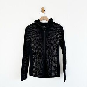 Icebreaker Wool Elemental Long Sleeve Zip Hood Crystal Black Women’s Small Holes